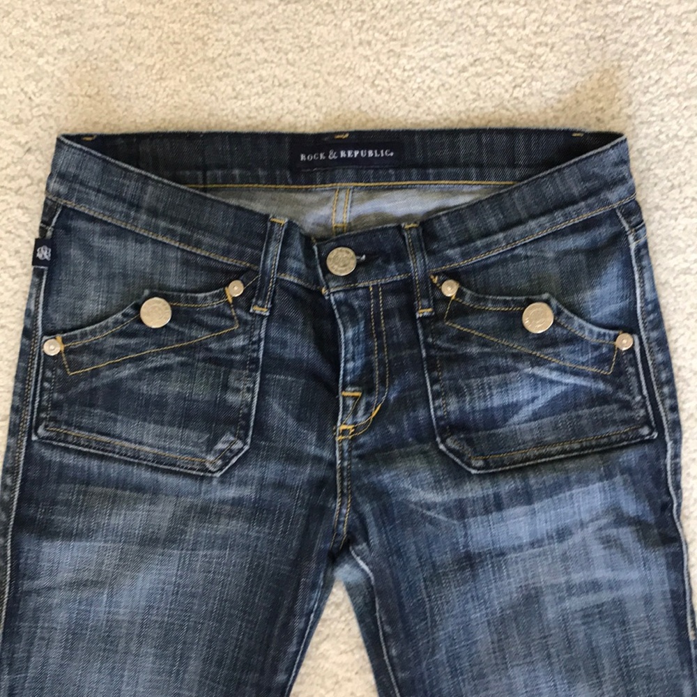 Rock & Republic Jeans • Boot Cut • Size 28